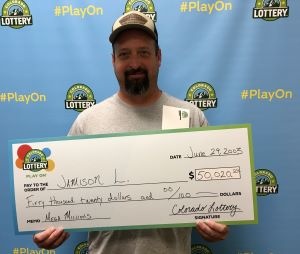 ¡Jamison L. de Oakwood ganó $50,020 en su boleto de Mega Millions!