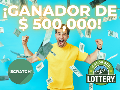 Hombre emocionado con dinero cayendo por todas partes. Texto: ¡Ganador de $500,000! Logotipos de Scratch y Lotería de Colorado