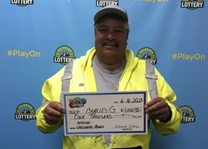¡Charles G. de Denver ganó $1,000 con su billete raspadito Crossword Mania de $250,000!